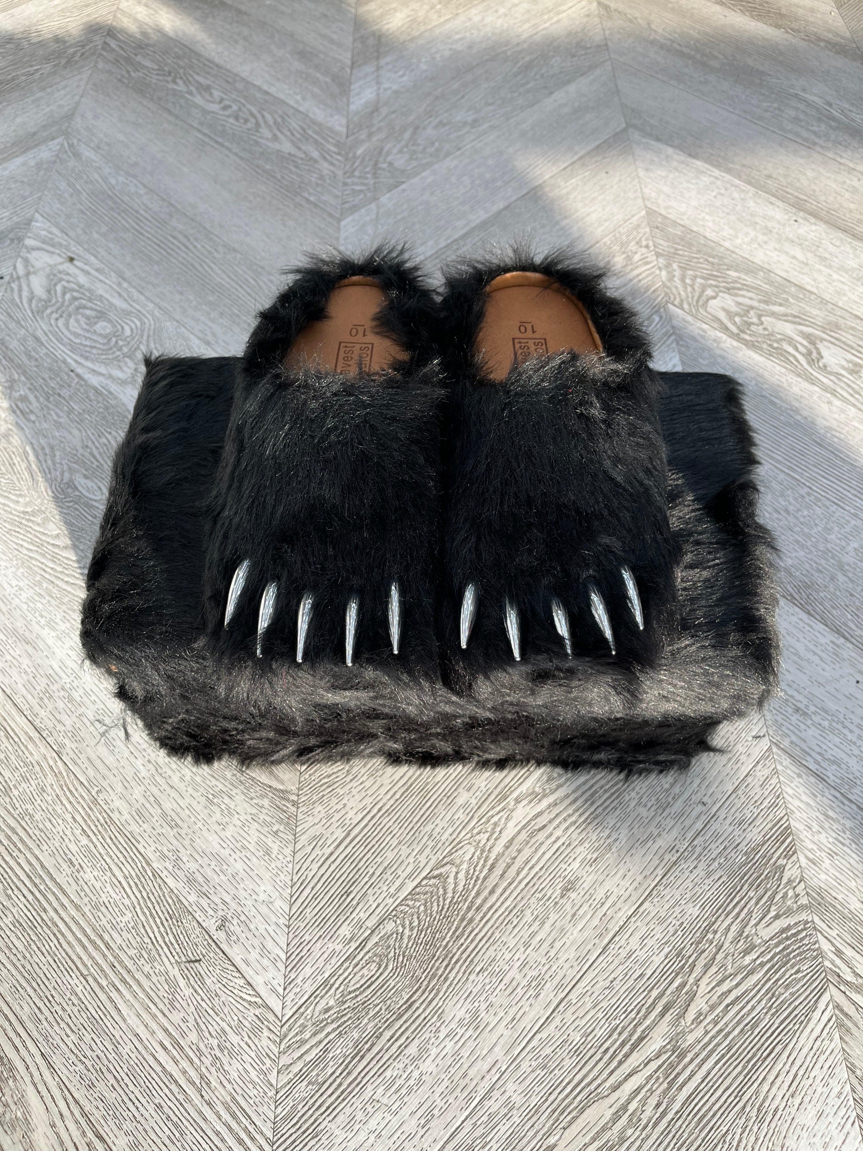 Bear Claws Black