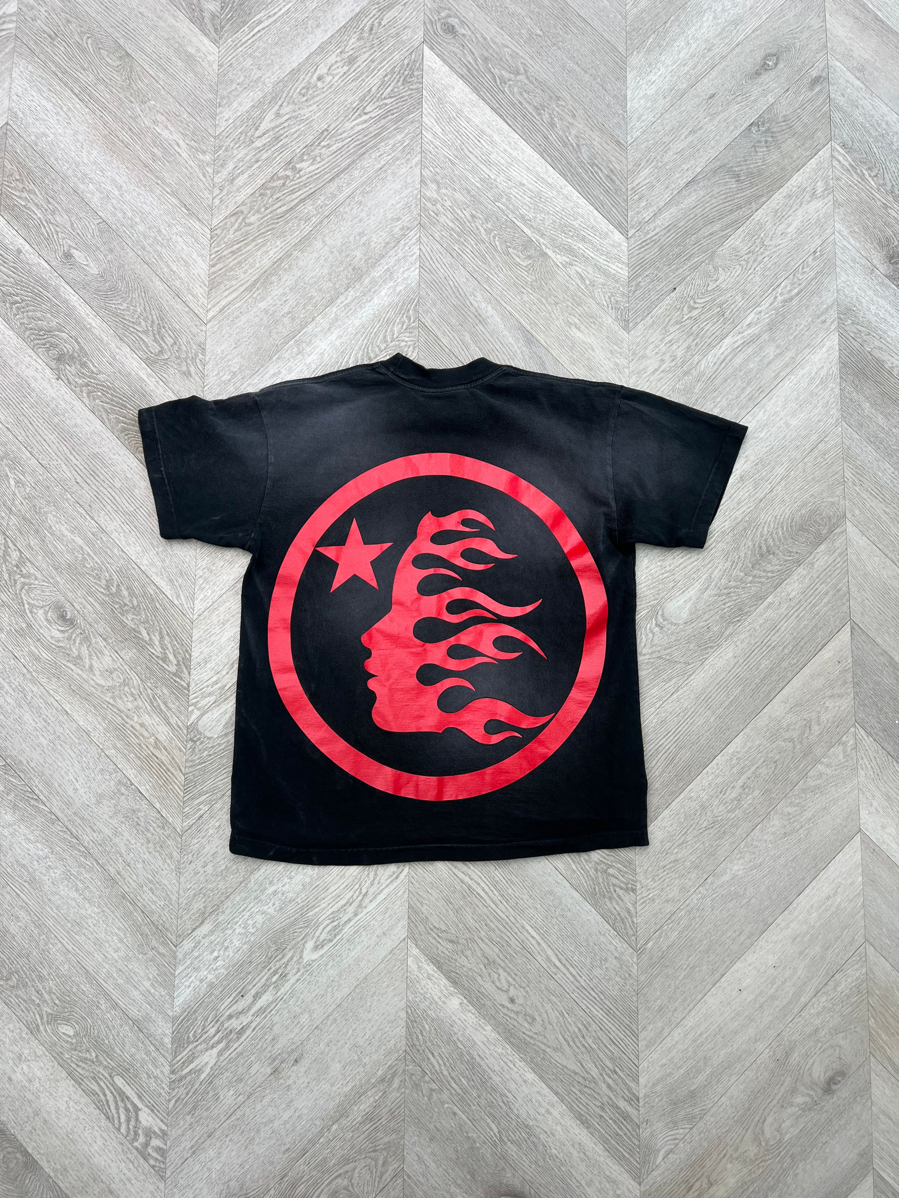 Hellstar tee sports logo black/red